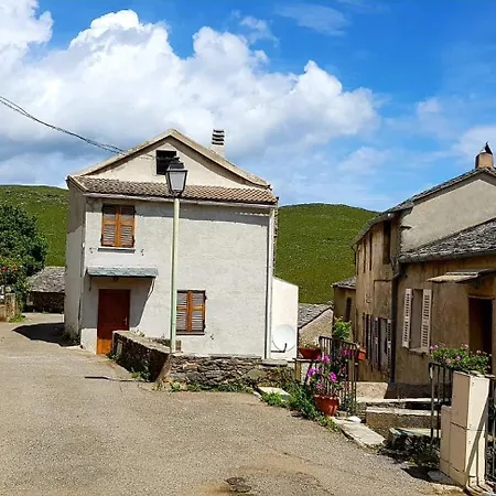 Ferienhaus Maison De Village Avec Terrasse Ombragee Sisco