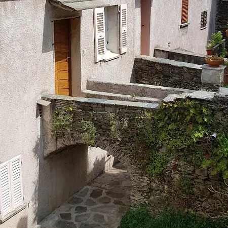 Maison De Village Avec Terrasse Ombragee Casa vacanze Sisco