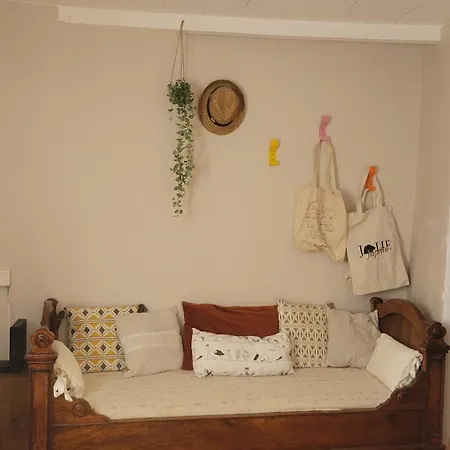 Maison De Village Avec Terrasse Ombragee Casa vacanze *